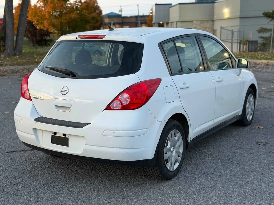 2011 Nissan Versa - Image 6 of 11