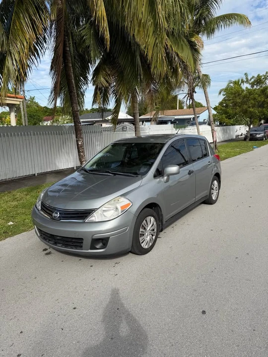 2011 Nissan Versa - Image 7 of 16