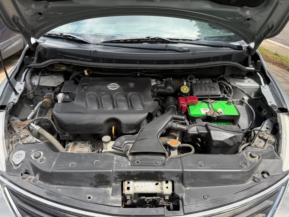 2011 Nissan Versa - Image 16 of 17
