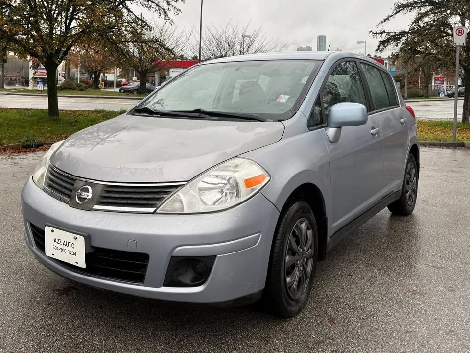 2011 Nissan Versa - Image 3 of 17