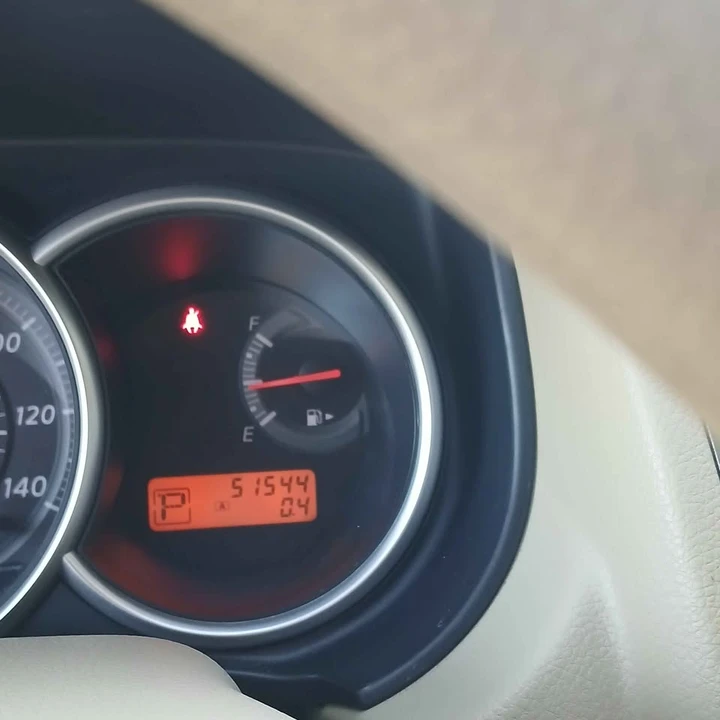 2011 Nissan Versa - Image 13 of 13