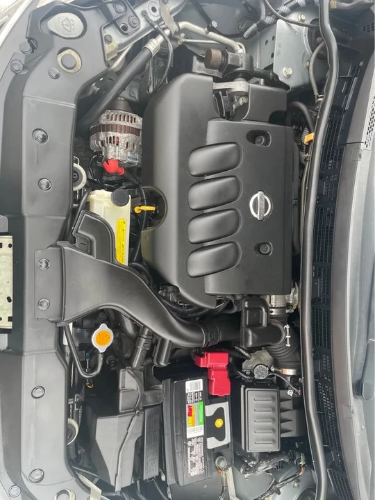 2011 Nissan Versa - Image 3 of 18