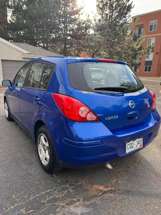 2011 Nissan Versa - Image 6 of 16