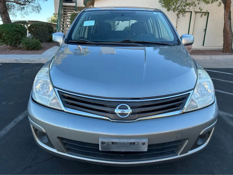 2011 Nissan Versa - Image 3 of 12