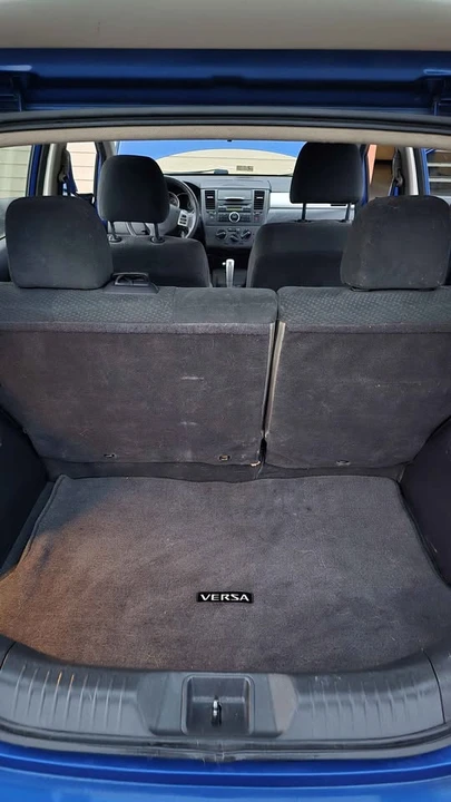 2011 Nissan Versa - Image 9 of 9
