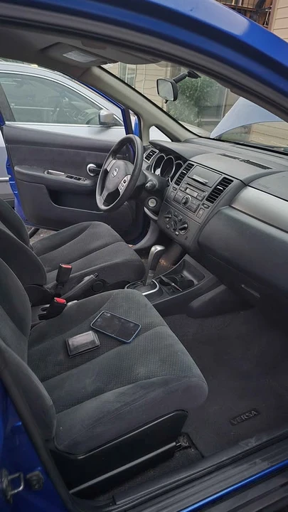 2011 Nissan Versa - Image 7 of 9
