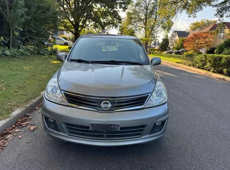 2011 Nissan Versa - Image 2 of 13