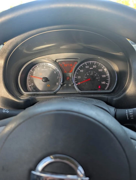 2011 Nissan Versa - Image 10 of 10