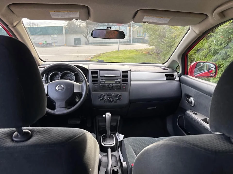 2011 Nissan Versa - Image 7 of 13