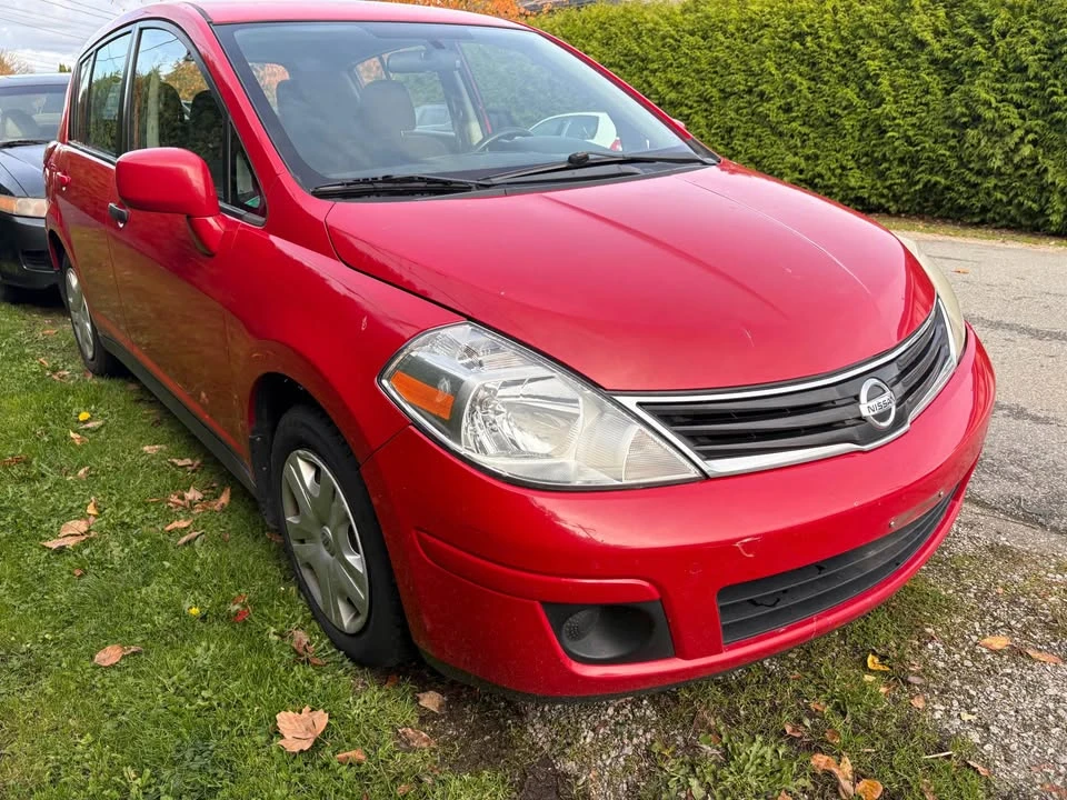 2011 Nissan Versa - Image 3 of 13