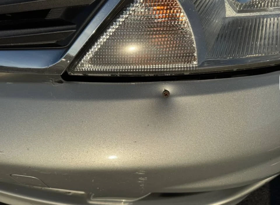 2011 Nissan Versa - Image 17 of 20