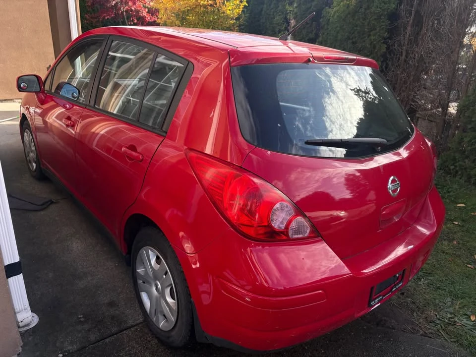 2011 Nissan Versa - Image 3 of 13