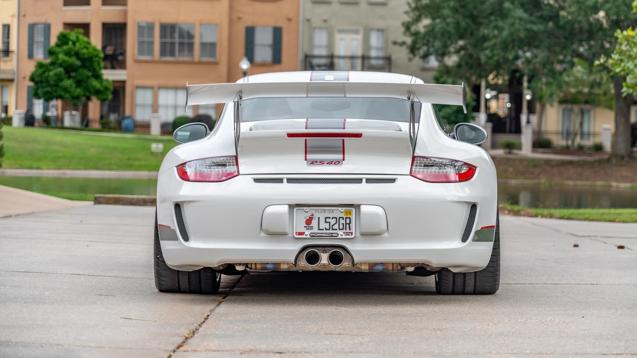 2011 Porsche 997 GT3 RS 4.0 - Image 7 of 31