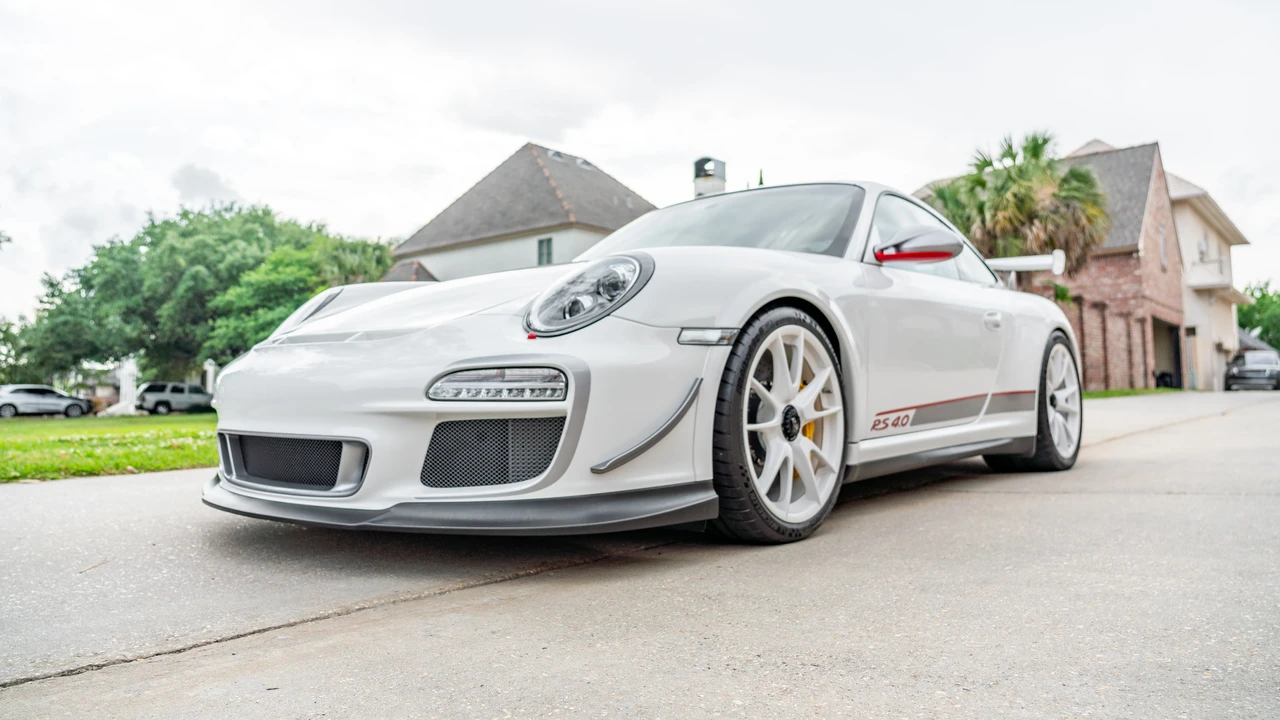 2011 Porsche 997 GT3 RS 4.0 - Image 11 of 31