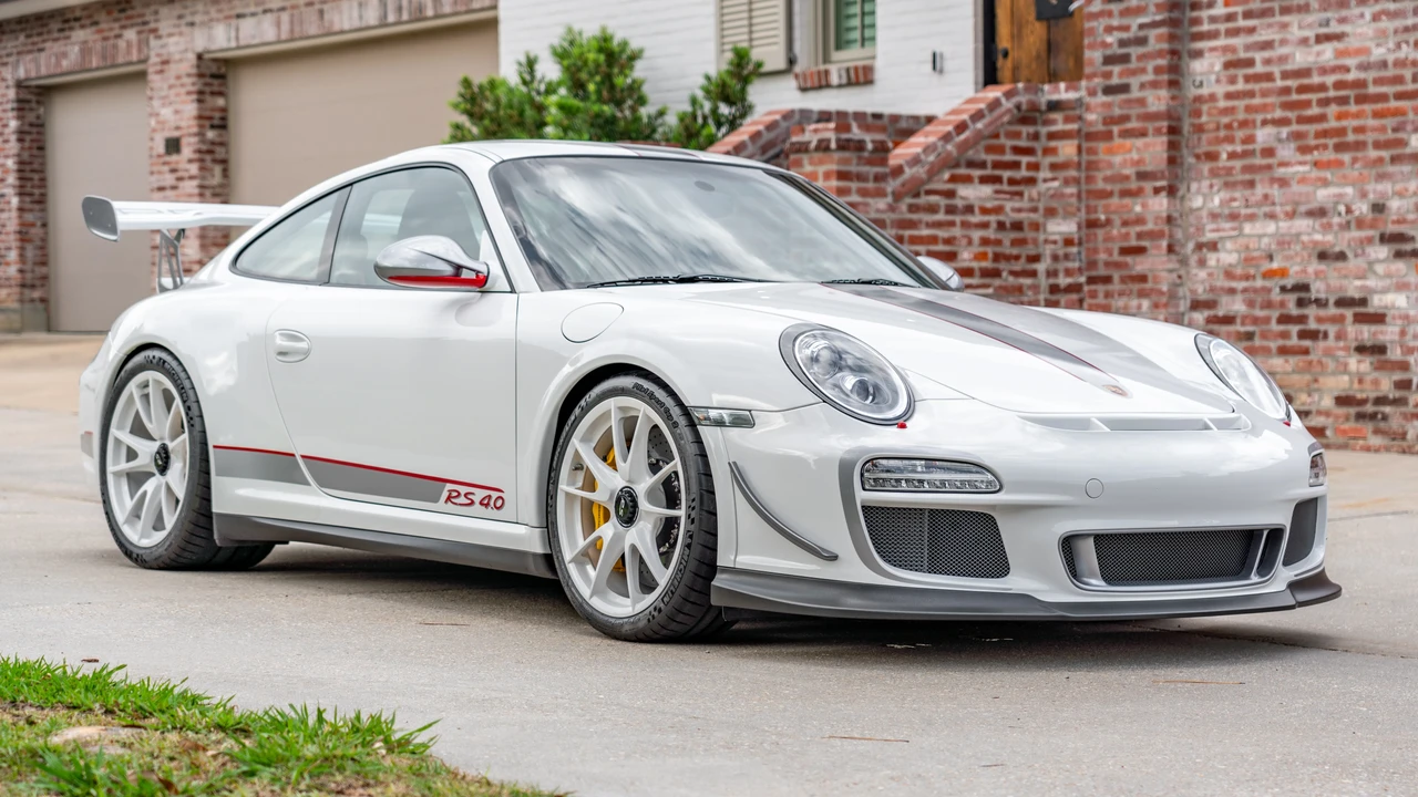 2011 Porsche 997 GT3 RS 4.0 - Image 4 of 31