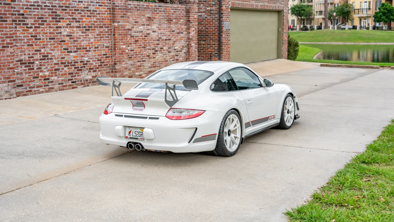 2011 Porsche 997 GT3 RS 4.0 - Image 10 of 31