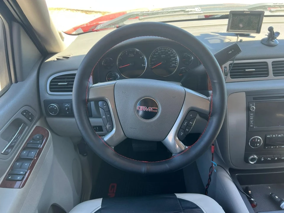 2011 GMC Sierra Heavy Duty 3rd Gen - Image 12 of 19