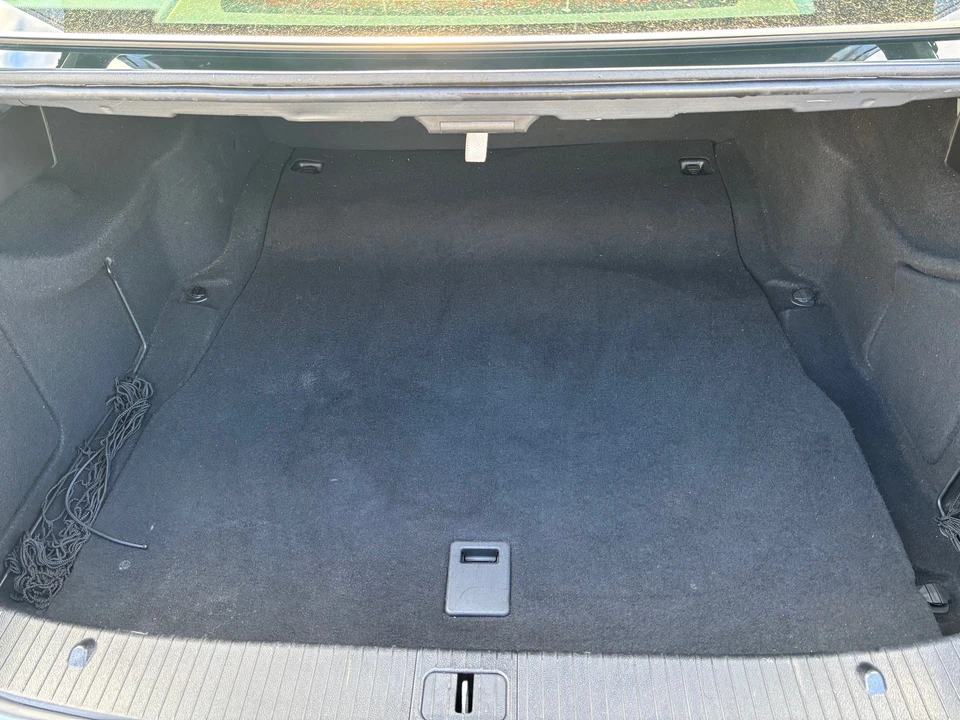 2011 Mercedes-Benz W212 E-Class - Image 16 of 21