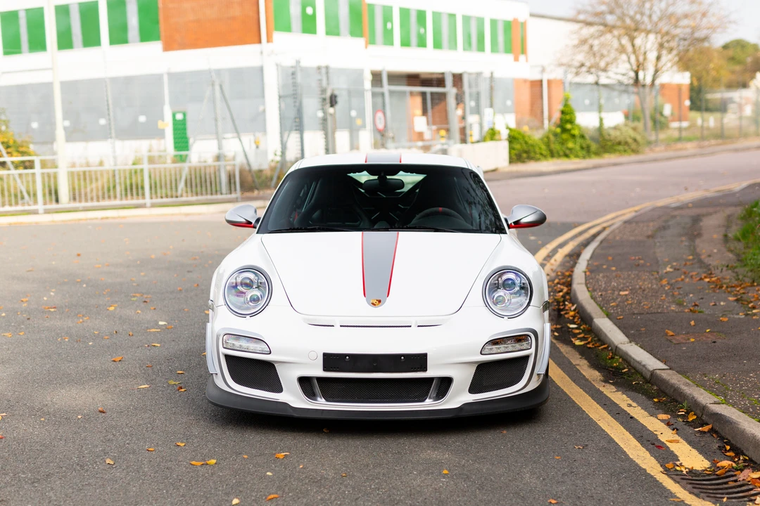 2011 Porsche 997 GT3 RS - Image 8 of 31