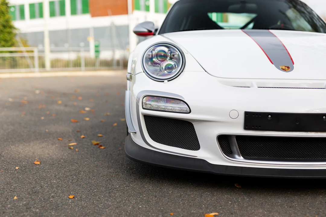 2011 Porsche 997 GT3 RS - Image 25 of 31