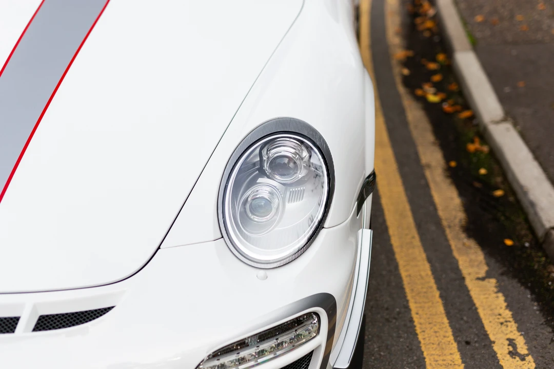 2011 Porsche 997 GT3 RS - Image 27 of 31