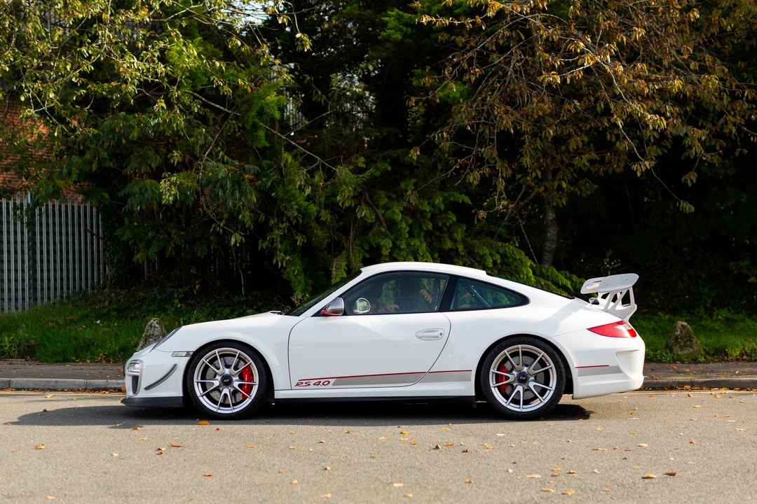 2011 Porsche 997 GT3 RS - Image 6 of 31
