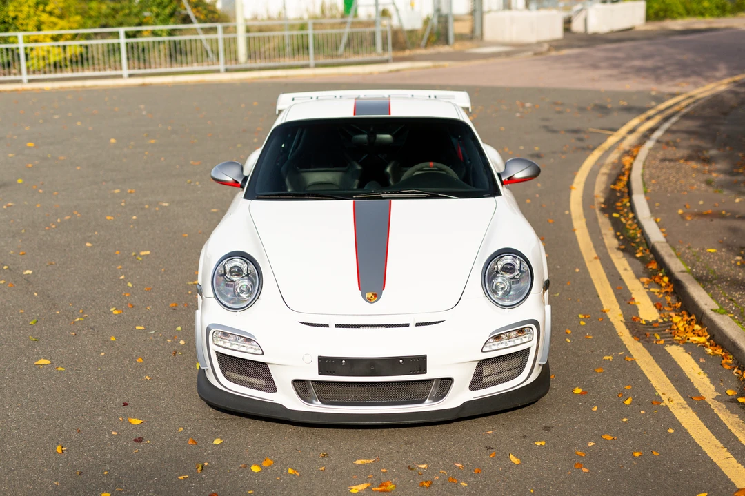 2011 Porsche 997 GT3 RS - Image 19 of 31