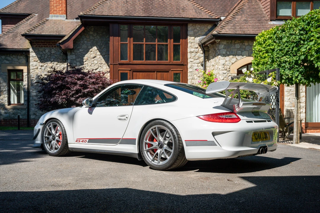 2011 Porsche 997 GT3 RS - Image 8 of 31