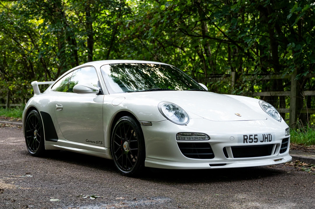 2011 Porsche 997 Carrera GTS - Image 2 of 31