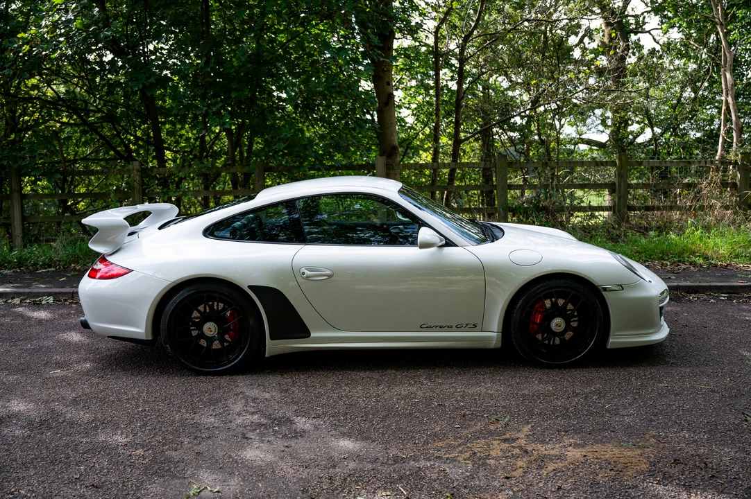 2011 Porsche 997 Carrera GTS - Image 13 of 31
