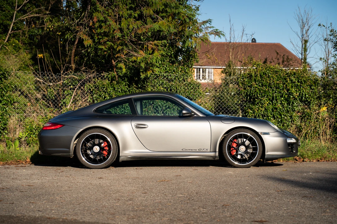 2011 Porsche 997 Carrera GTS - Image 9 of 31