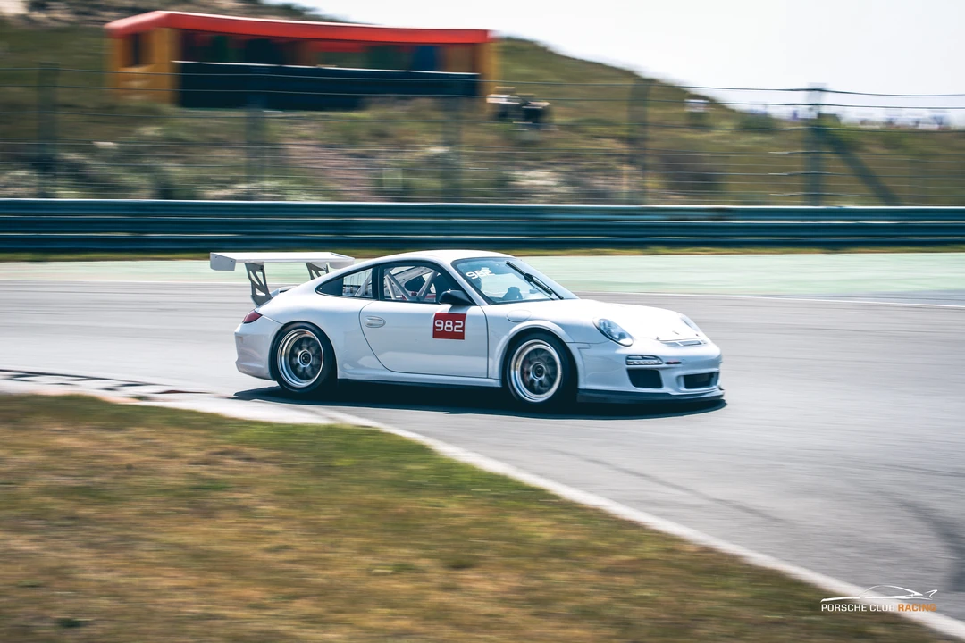 2011 Porsche 997 GT3 - Image 23 of 31