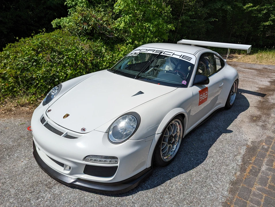 2011 Porsche 997 GT3 - Image 16 of 31
