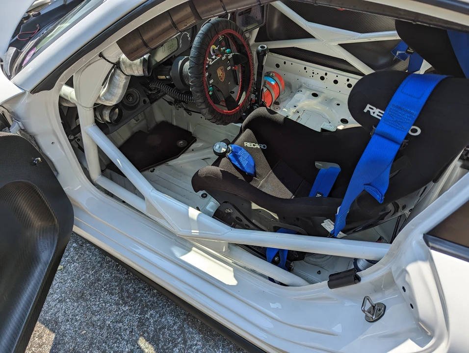 2011 Porsche 997 GT3 - Image 27 of 31
