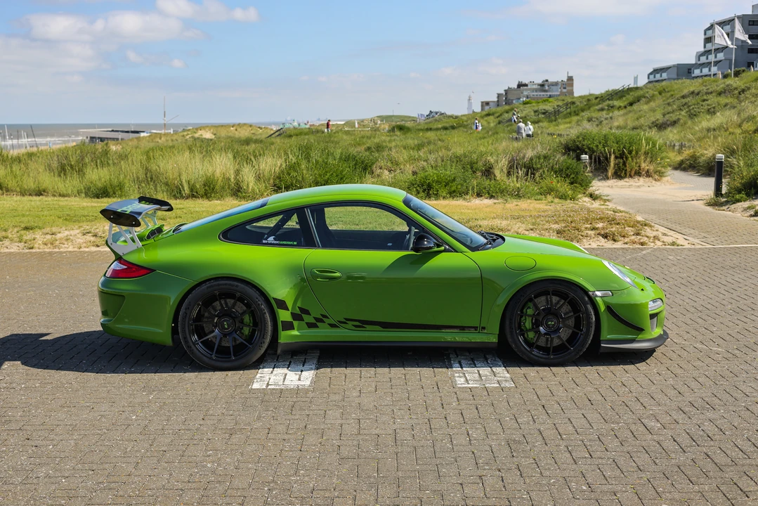 2011 Porsche 997 GT3 RS - Image 15 of 31