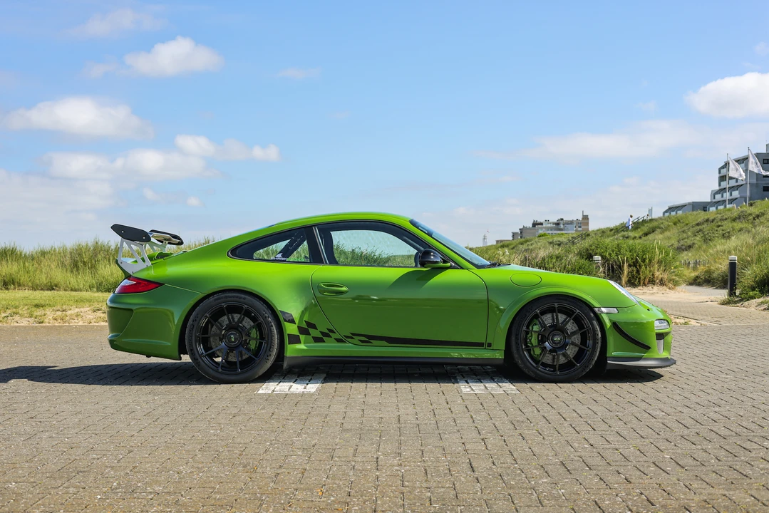 2011 Porsche 997 GT3 RS - Image 20 of 31