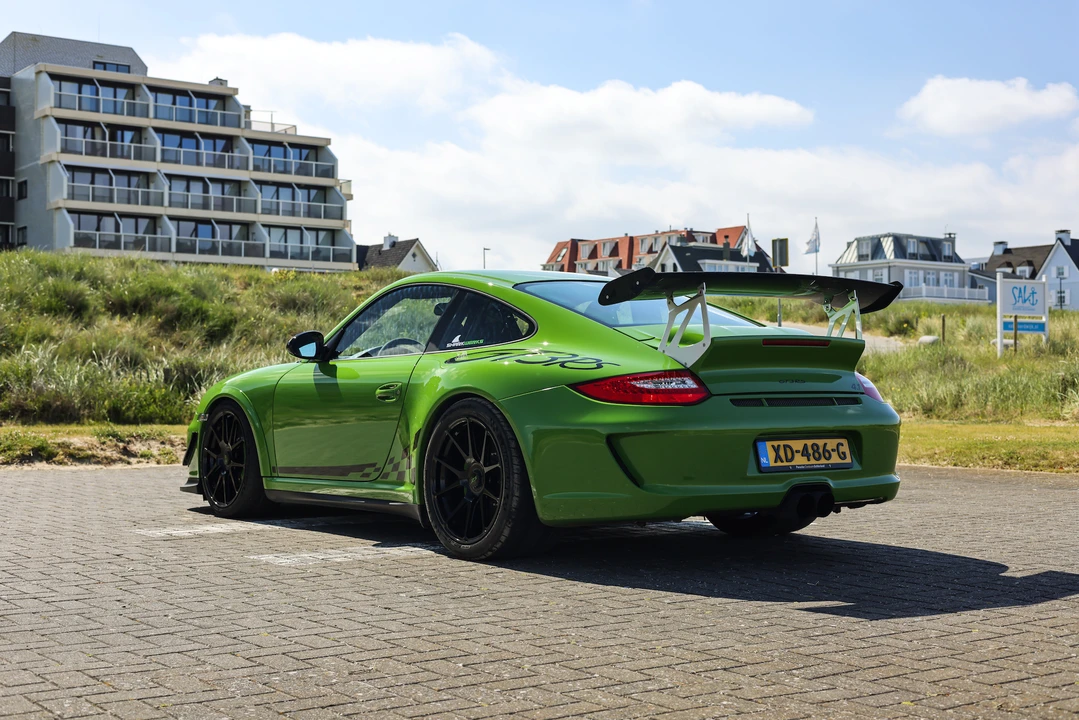 2011 Porsche 997 GT3 RS - Image 25 of 31