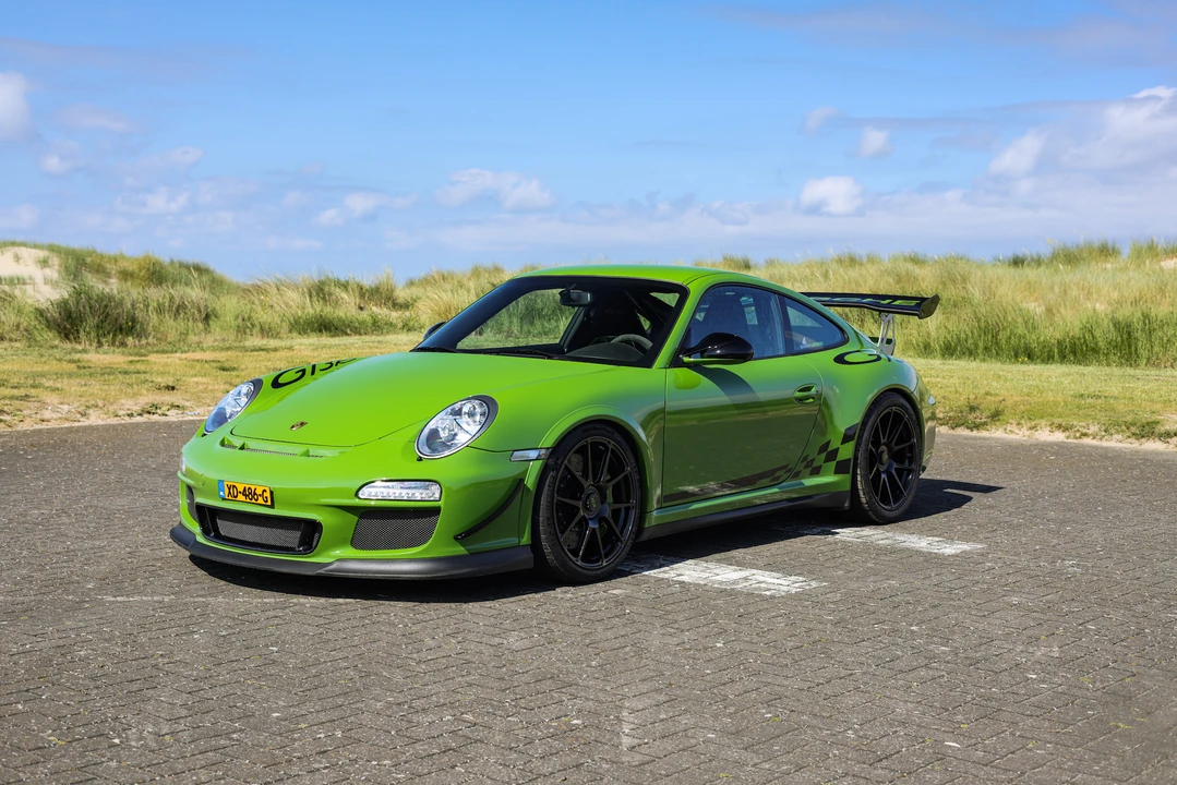 2011 Porsche 997 GT3 RS - Image 8 of 31