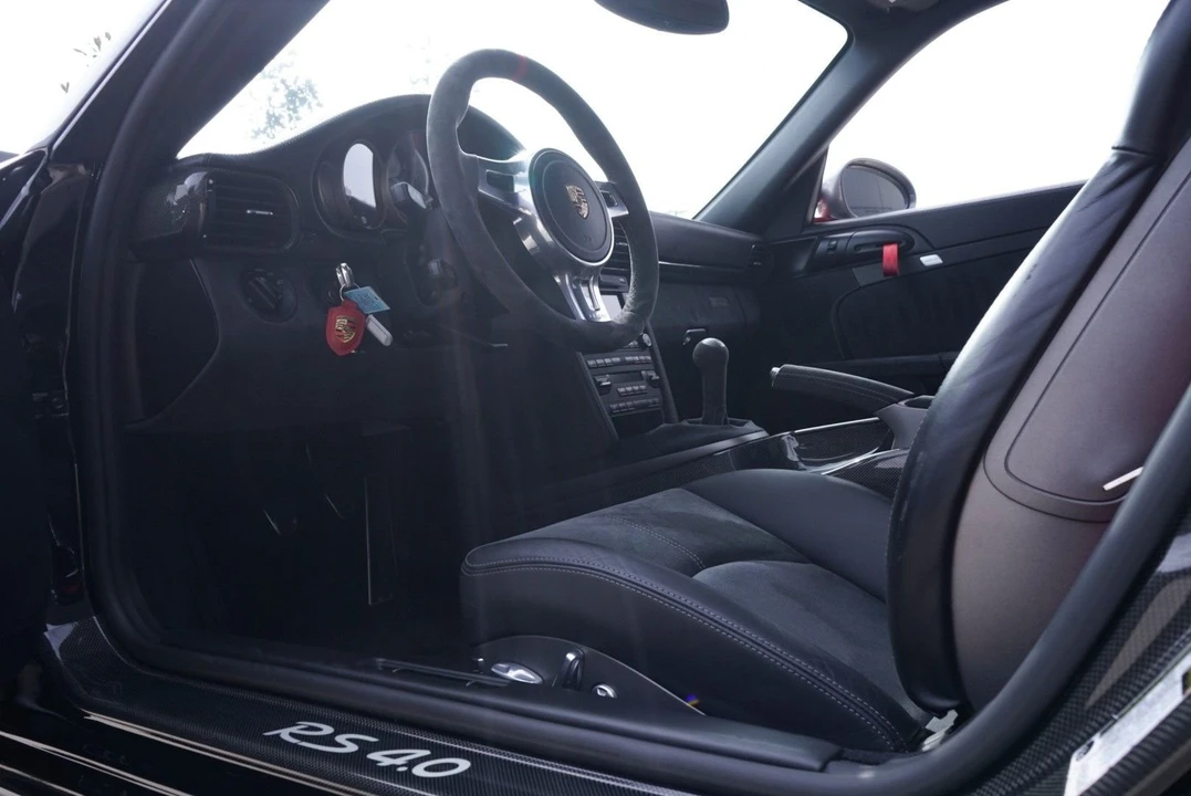 2011 Porsche 997 GT3 RS - Image 11 of 17