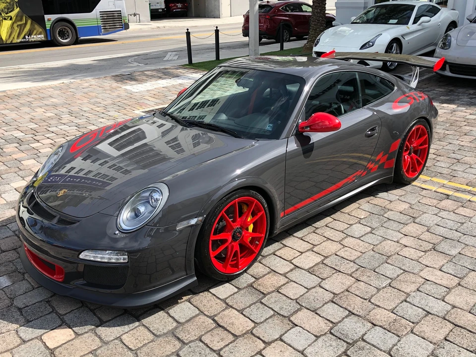 2011 Porsche 997 GT3 RS - Image 6 of 31