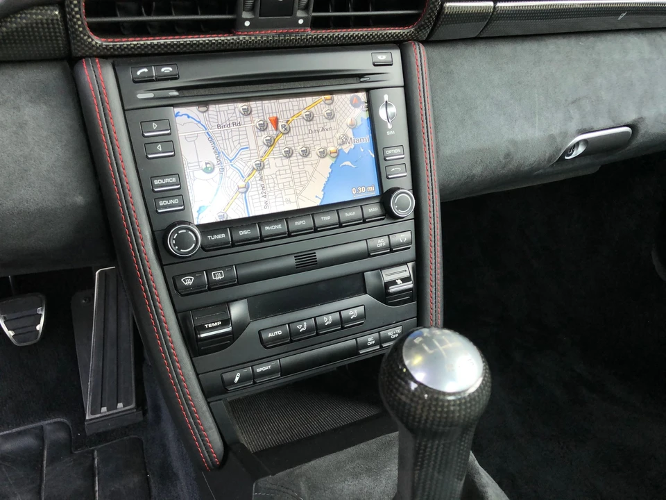 2011 Porsche 997 GT3 RS - Image 20 of 31