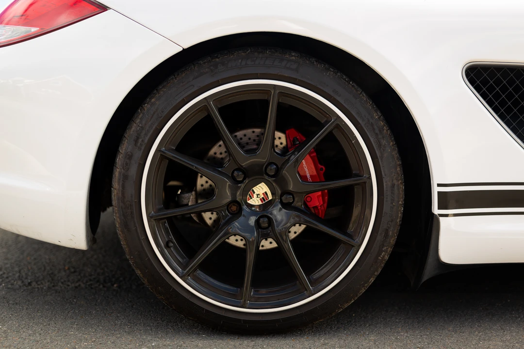 2011 Porsche 987 Boxster Spyder - Image 9 of 31
