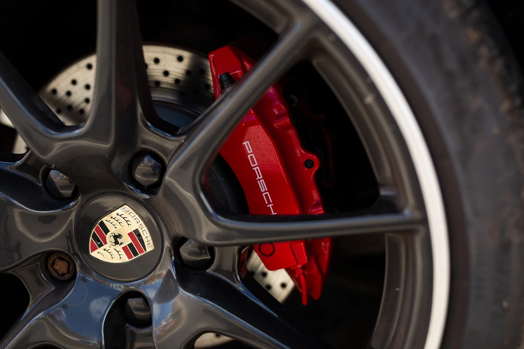 2011 Porsche 987 Boxster Spyder - Image 10 of 31