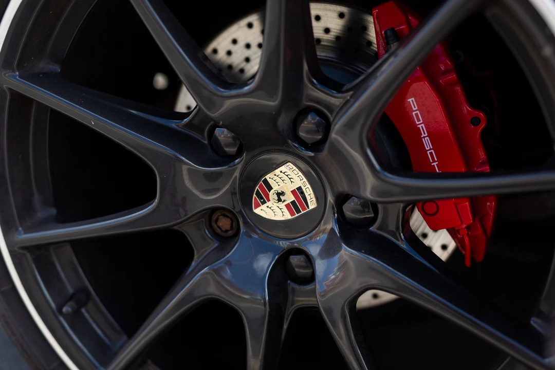 2011 Porsche 987 Boxster Spyder - Image 11 of 31