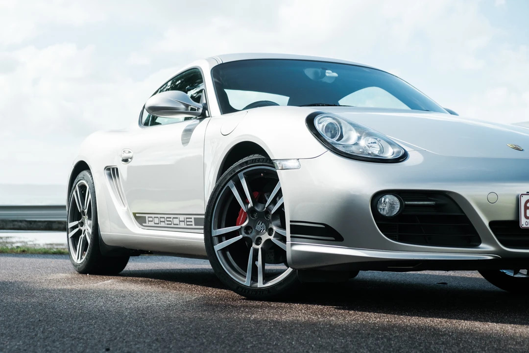 2011 Porsche 987 Cayman S - Image 17 of 31