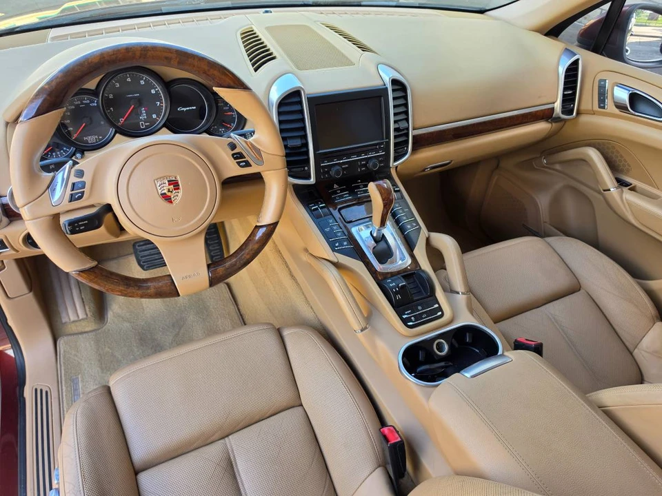2011 Porsche 958 Cayenne - Image 8 of 23