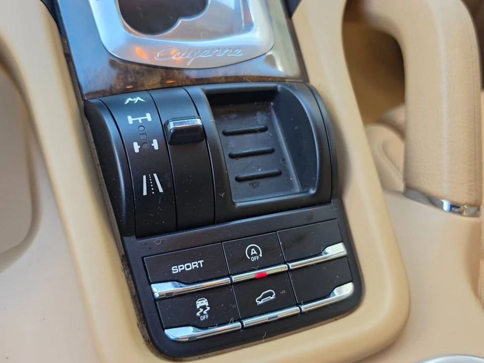 2011 Porsche 958 Cayenne - Image 20 of 23