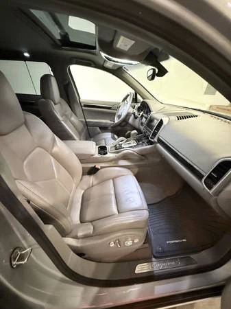 2011 Porsche 958 Cayenne - Image 16 of 21