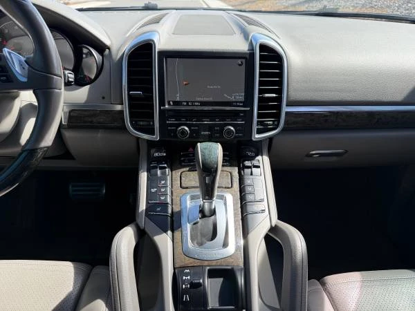 2011 Porsche 958 Cayenne S - Image 21 of 21
