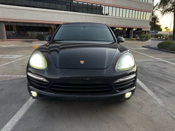 2011 Porsche 958 Cayenne S - Image 2 of 21